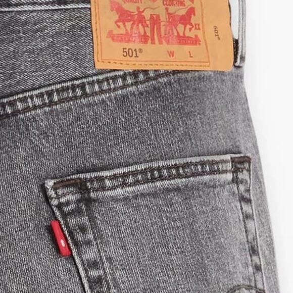 NEW Levi's 501 9" Mens Jean Shorts Grey Denim Hemmed Button Fly Stretch Size 42 - Picture 6 of 7